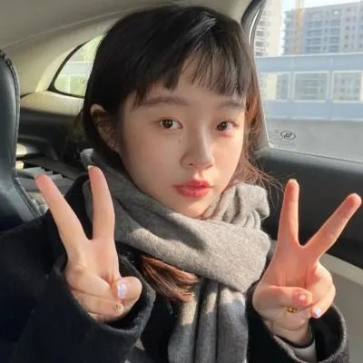 好女三头瞒